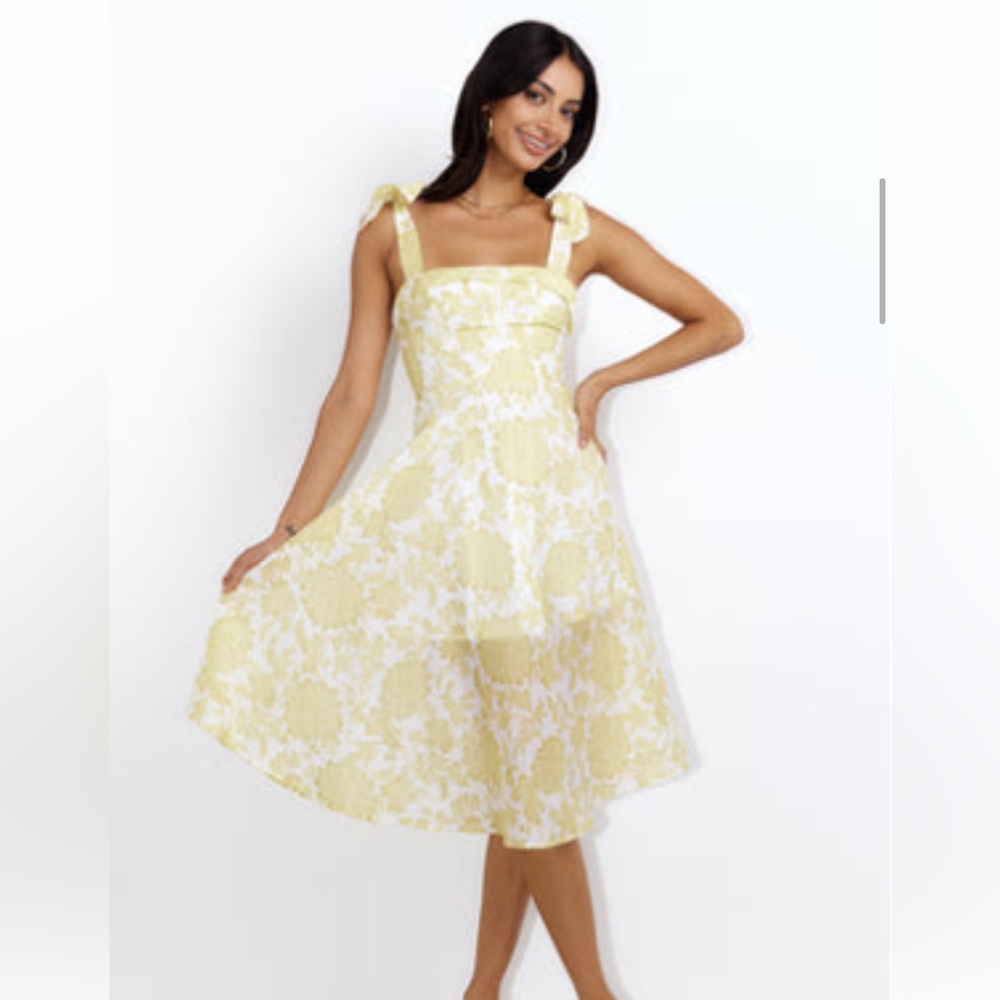 Countryside Brunch Midi Dress Yellow